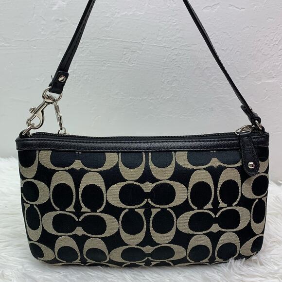 y2k COACH Black Signature Canvas Mini Purse / Wristlet with Card Slots - Picture 2 of 13